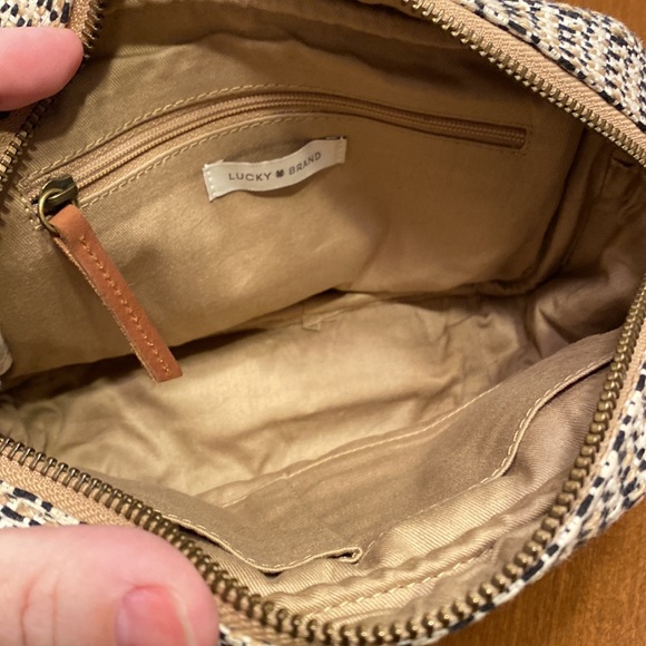 LUCKY BRAND Small Crossbody Bag Purse with Tassel - Picture 5 of 7